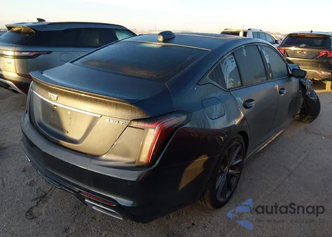 2026 Cadillac Ct5 Sport Rwd z USA, uszkodzony, nr VIN 1G6DP5RKXT0102587